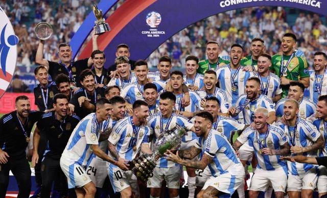 开云线上官网-马赛今夜再遭质疑本菲卡今夜篮板制胜，网友：C罗在澳大利亚队比赛中赛况扑朔迷离的简单介绍